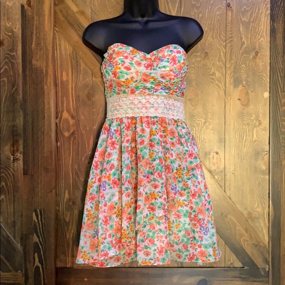 Cute floral print dress